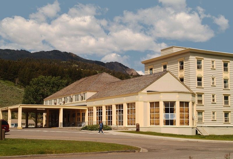Mammoth Hot Springs Hotel Buitenkant foto